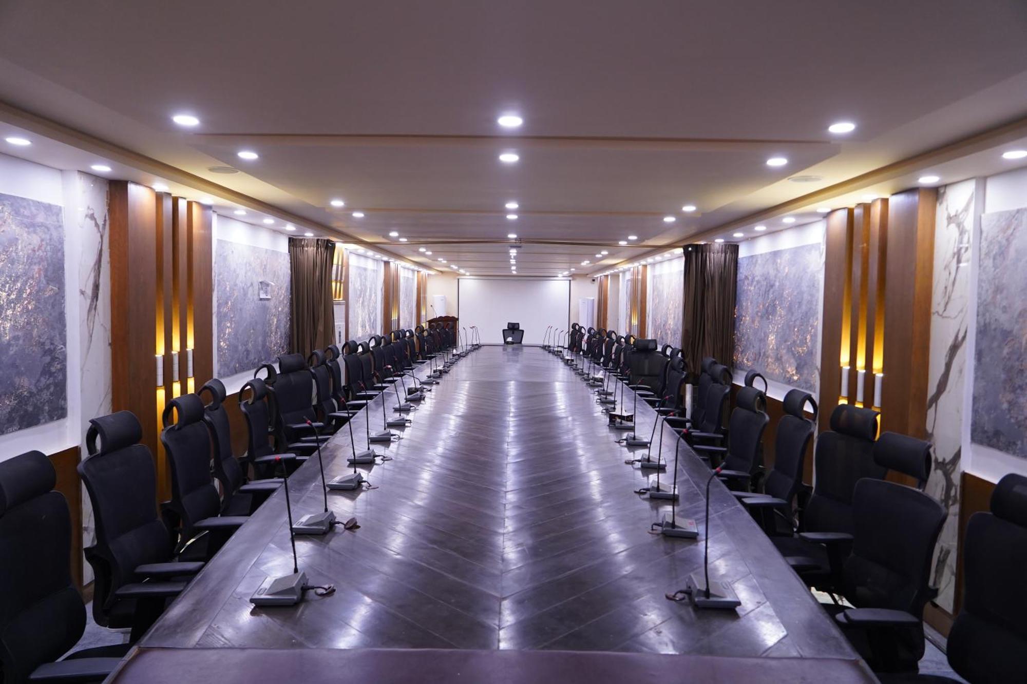 Hotel Avalon Suites มุลตาน ภายนอก รูปภาพ