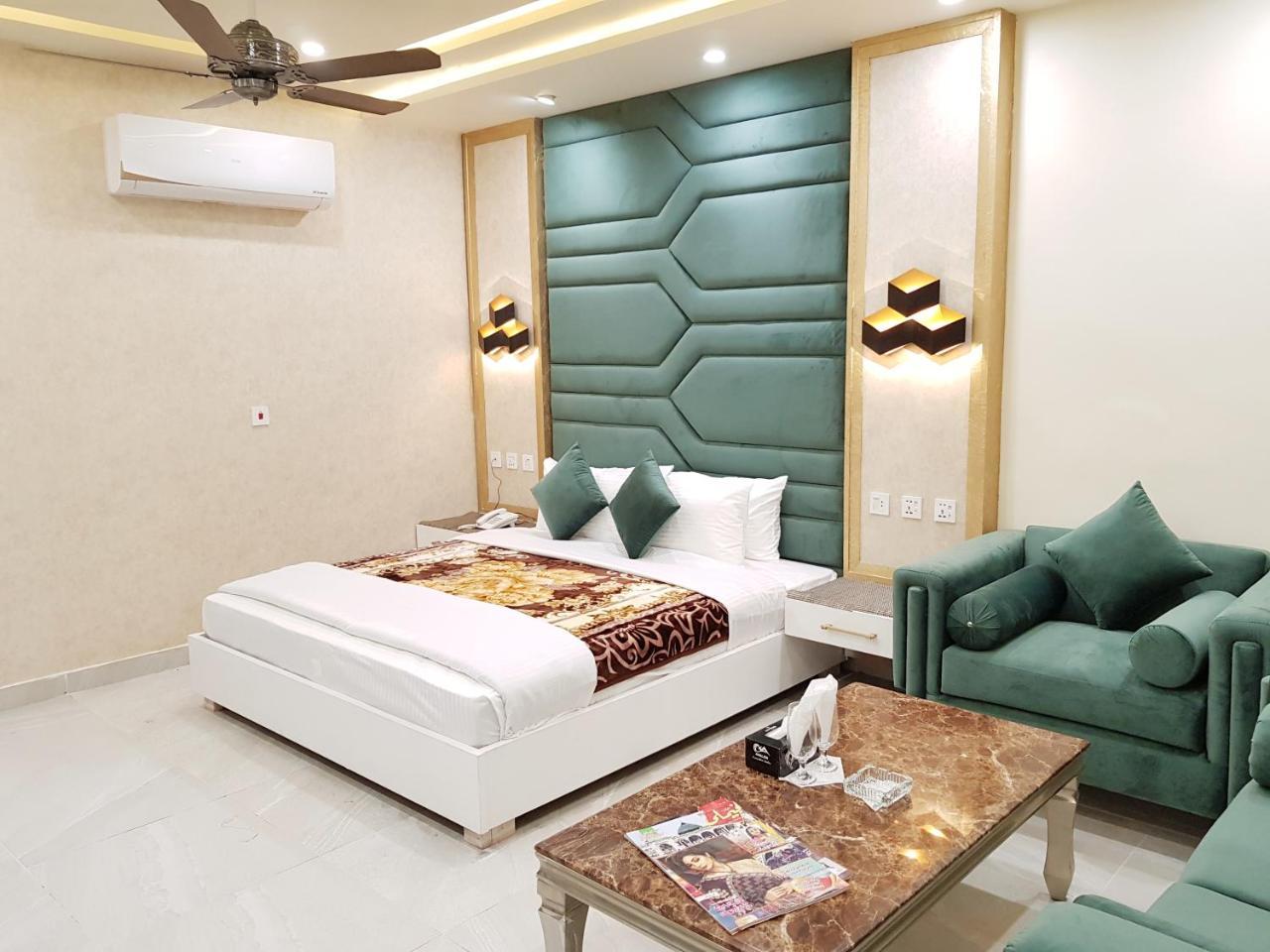 Hotel Avalon Suites มุลตาน ภายนอก รูปภาพ