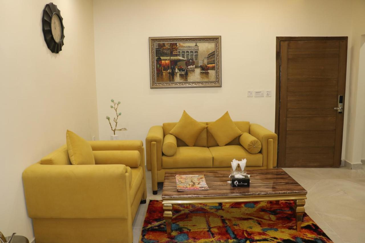 Hotel Avalon Suites มุลตาน ภายนอก รูปภาพ